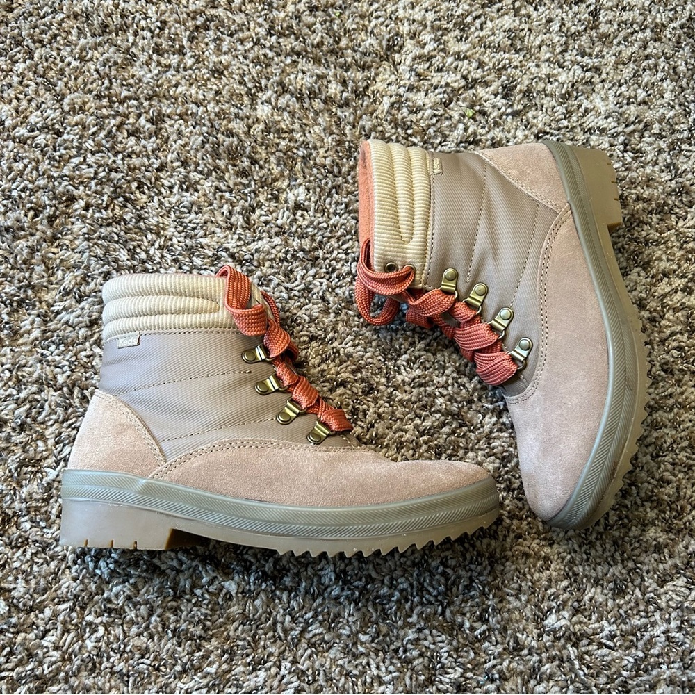 Keds Blush Pink and Coral Lace-Up Ankle Boots